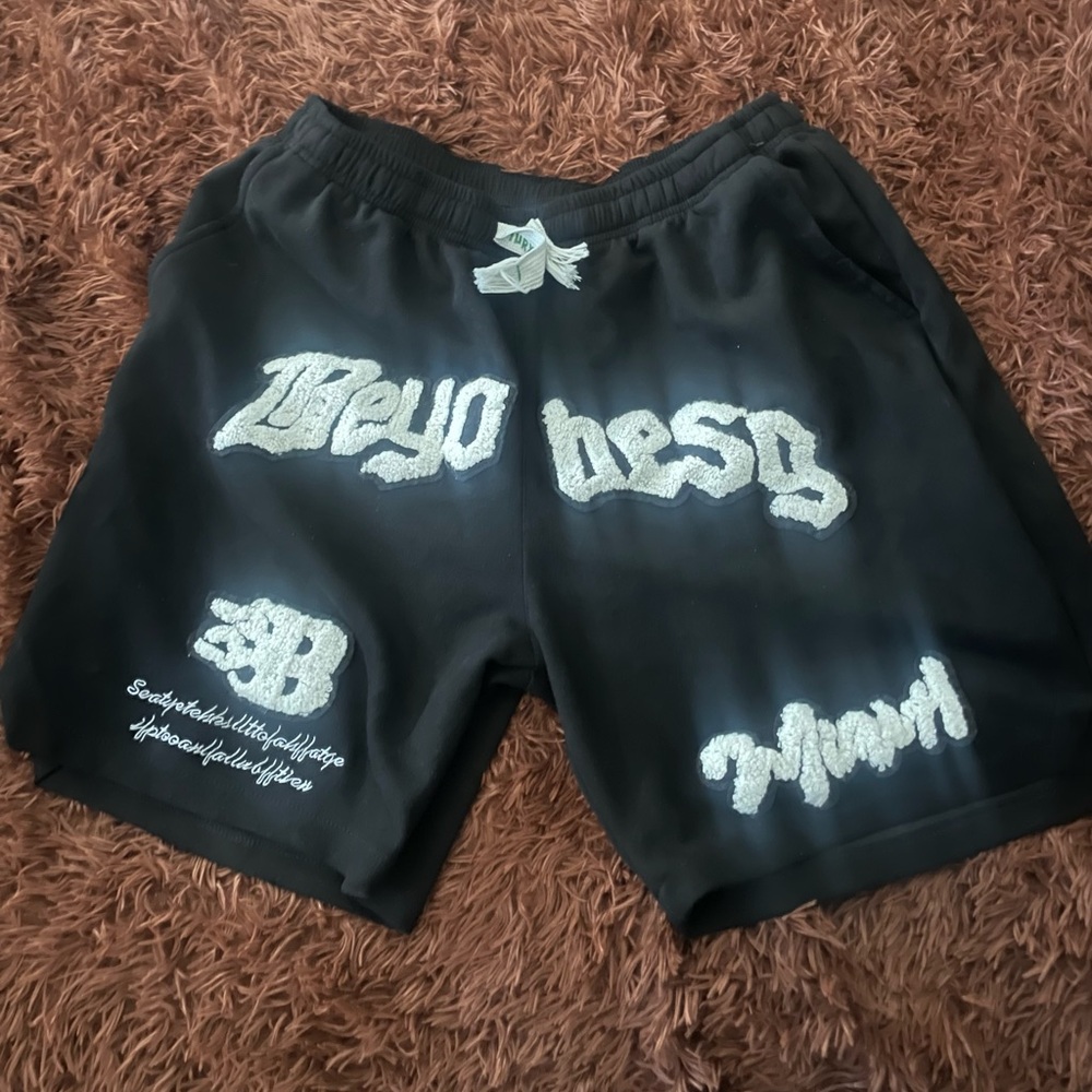 Stitched/patchwork sweatshorts 2XL